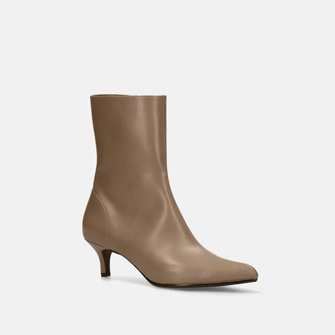 35% OFF: Pointed toe short boots (5736) dark greige