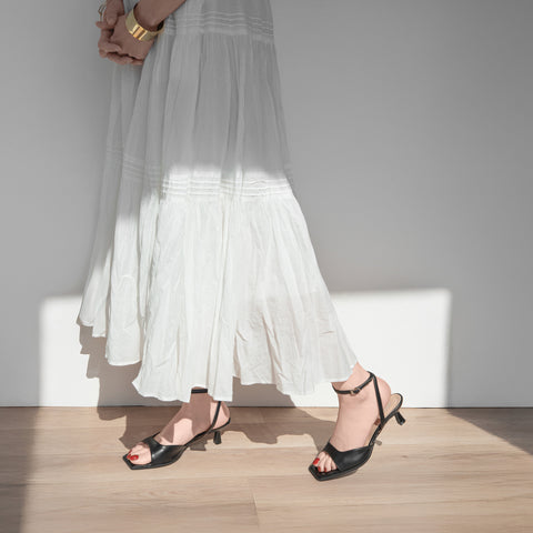 30%OFF：2025SS：ワイドスクエアトゥ サンダル（m50013）ブラック/mamian（マミアン）