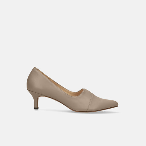 10% OFF: 2024SSBI: Pointed toe switching pumps (5154) beige