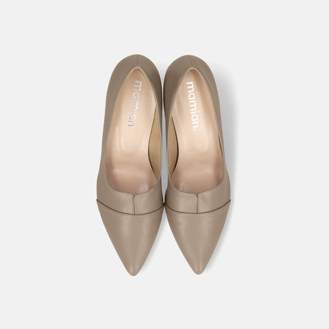 10% OFF: 2024SSBI: Pointed toe switching pumps (5154) beige
