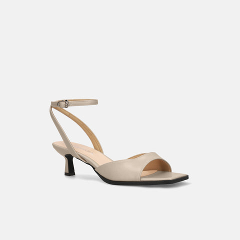 30%OFF：2025SS：ワイドスクエアトゥ サンダル（m50013）グレージュ/mamian（マミアン）